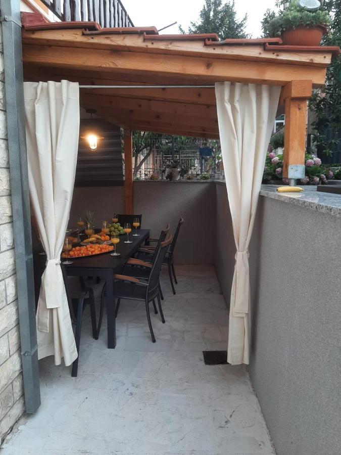 Apartment Radalj Kaštela Kültér fotó