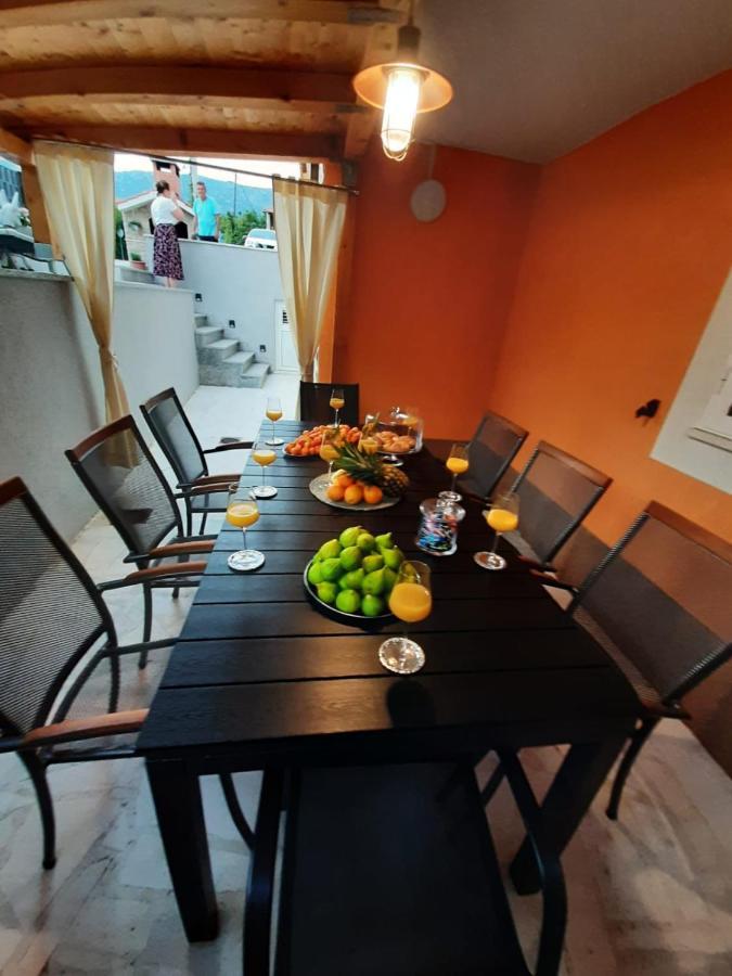 Apartment Radalj Kaštela Kültér fotó