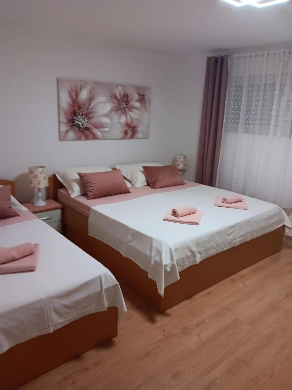 Apartment Radalj Kaštela Kültér fotó