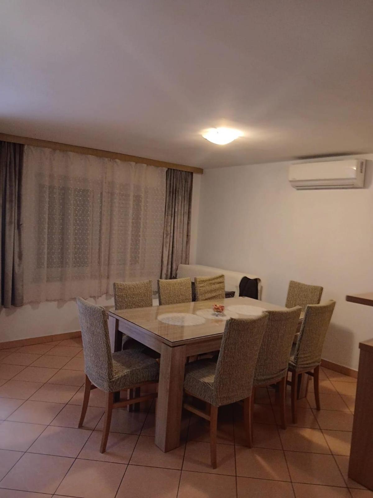 Apartment Radalj Kaštela Kültér fotó