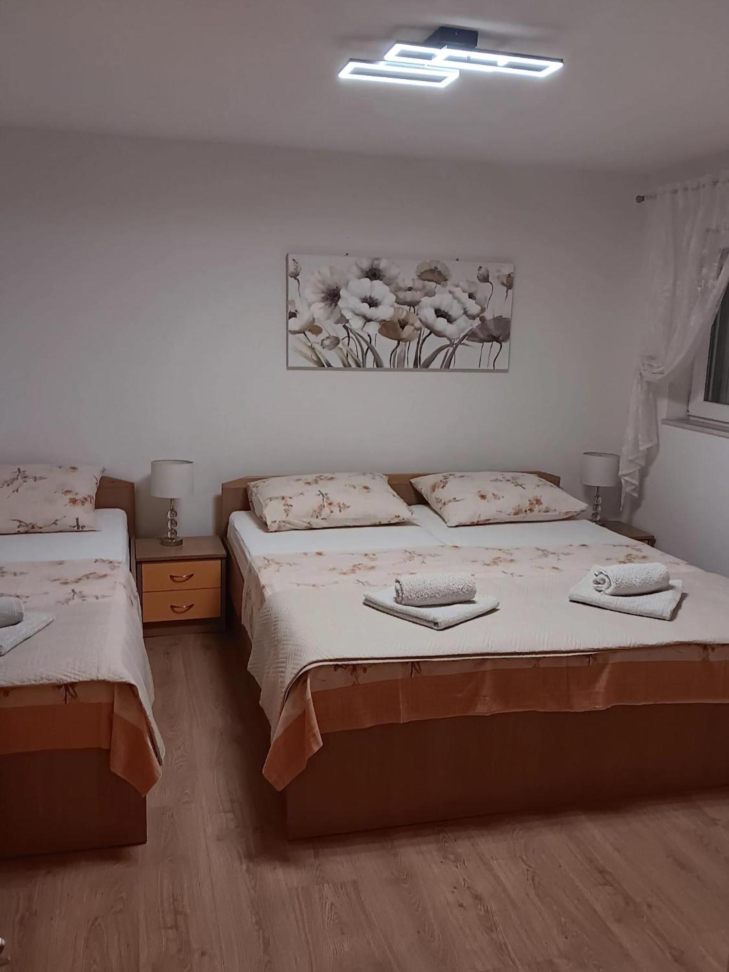 Apartment Radalj Kaštela Kültér fotó