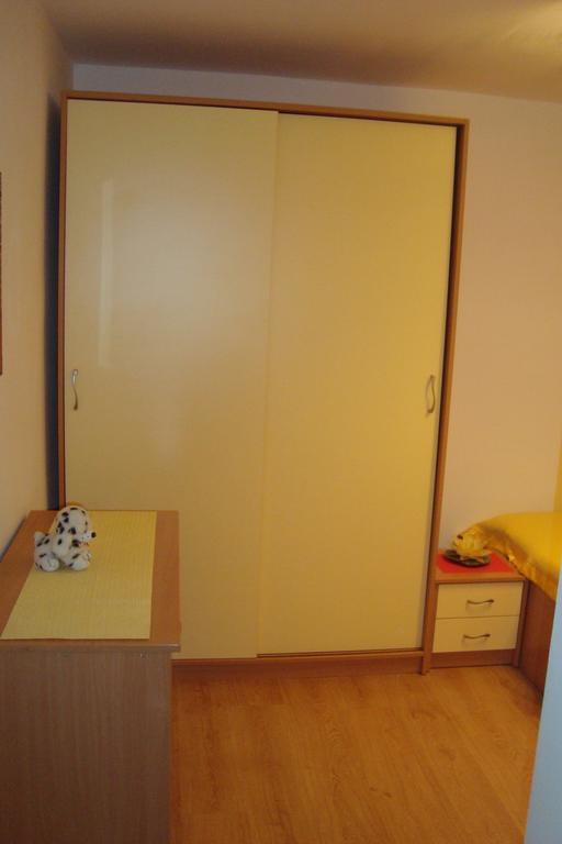 Apartment Radalj Kaštela Szoba fotó