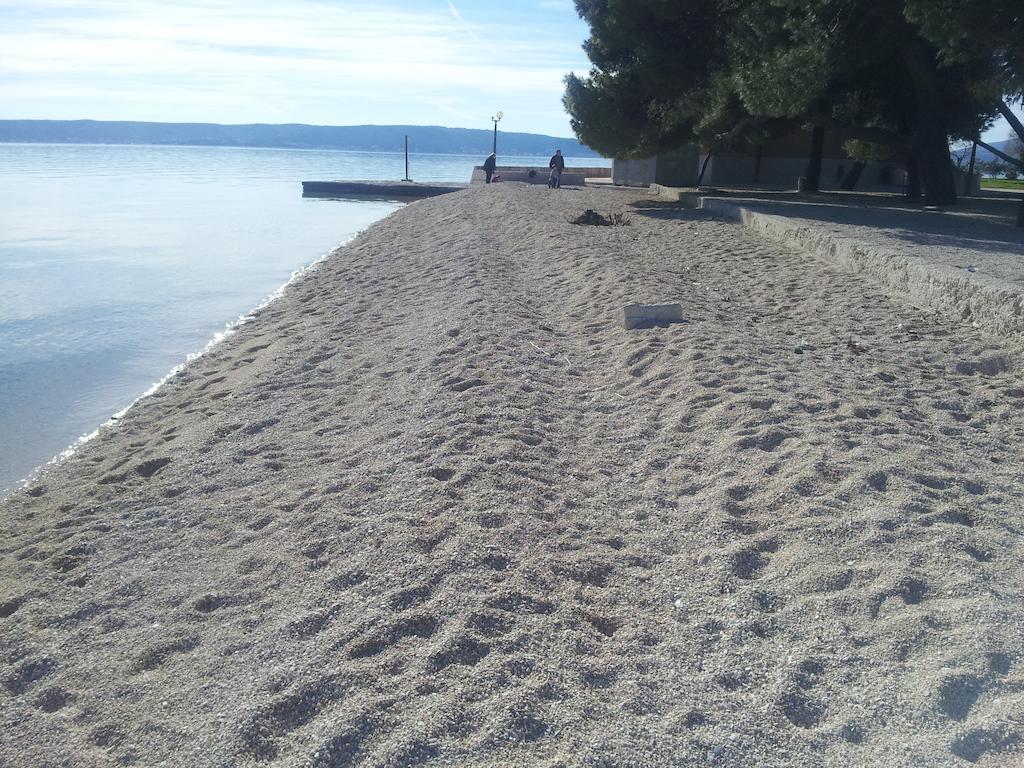 Apartment Radalj Kaštela Kültér fotó